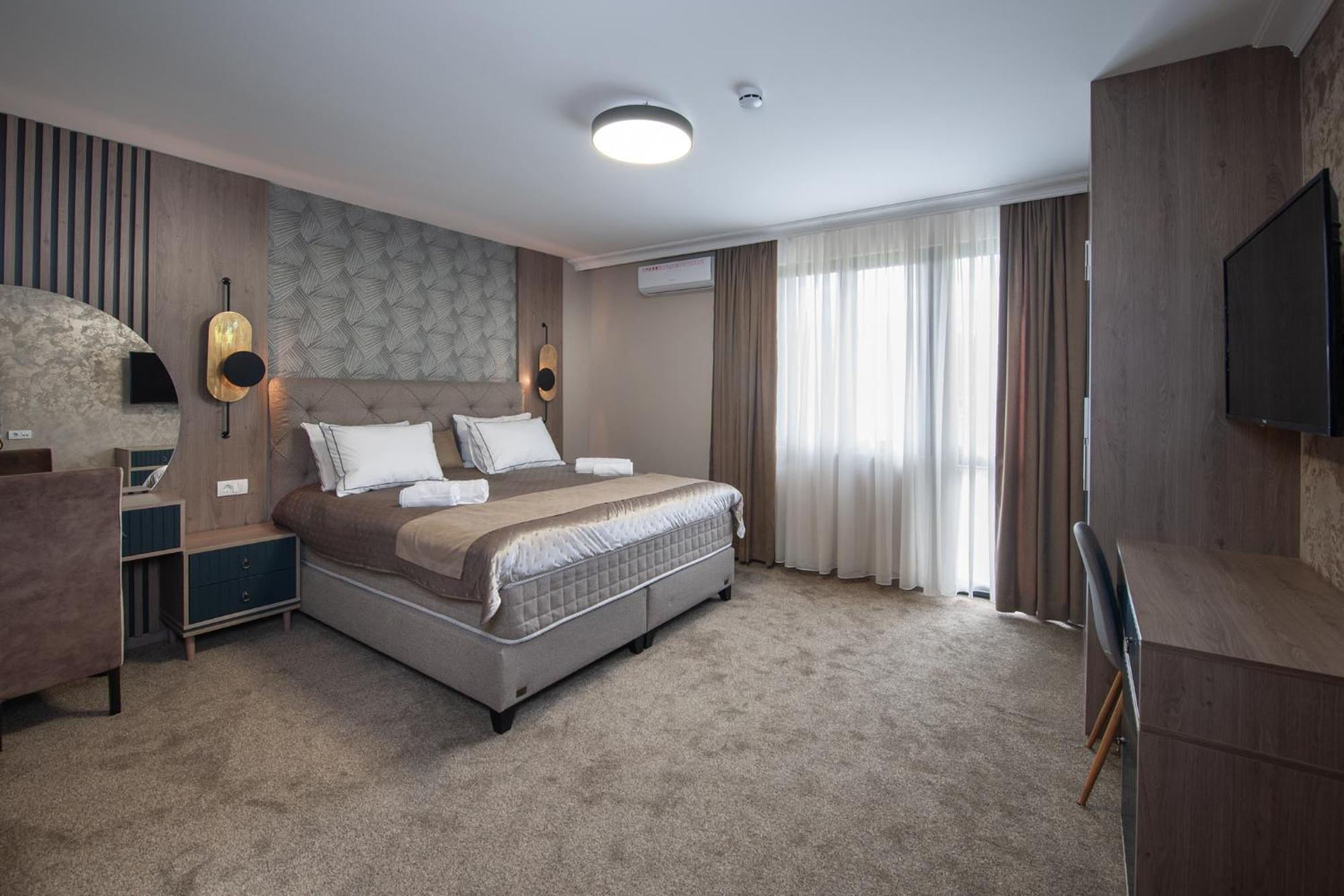 Hotel Kralj Kraljevo Exteriér fotografie