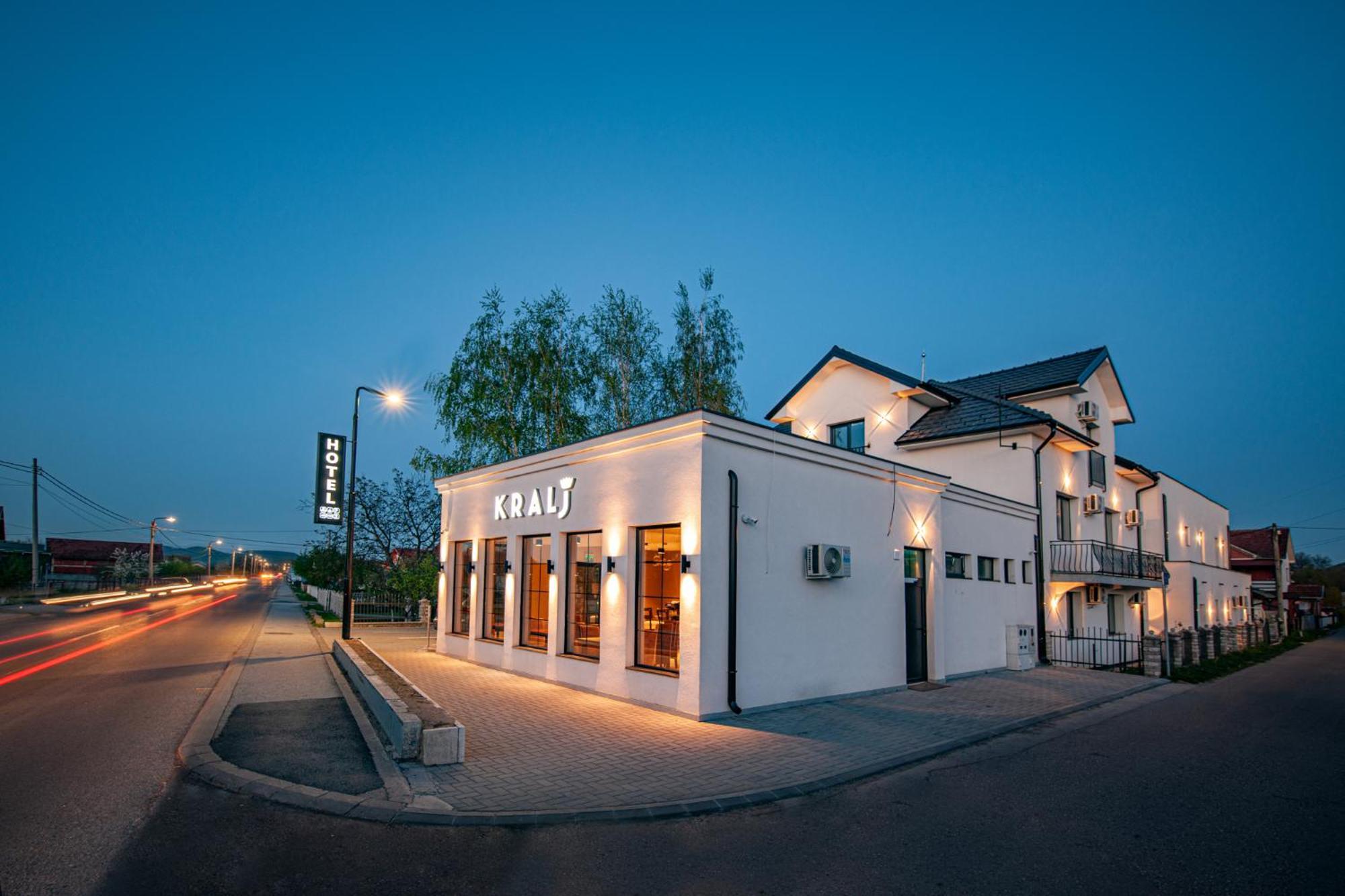 Hotel Kralj Kraljevo Exteriér fotografie