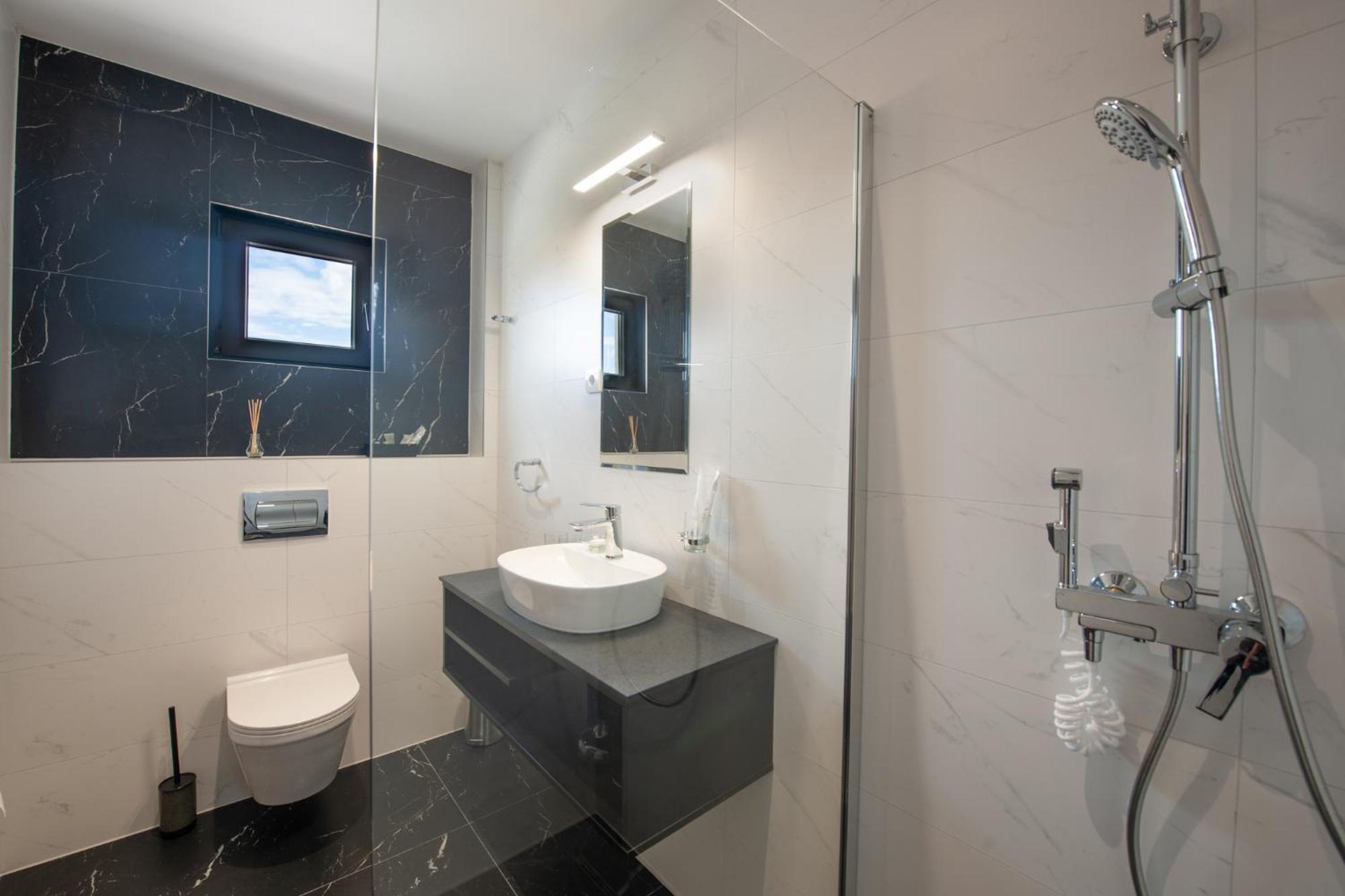Hotel Kralj Kraljevo Pokoj fotografie