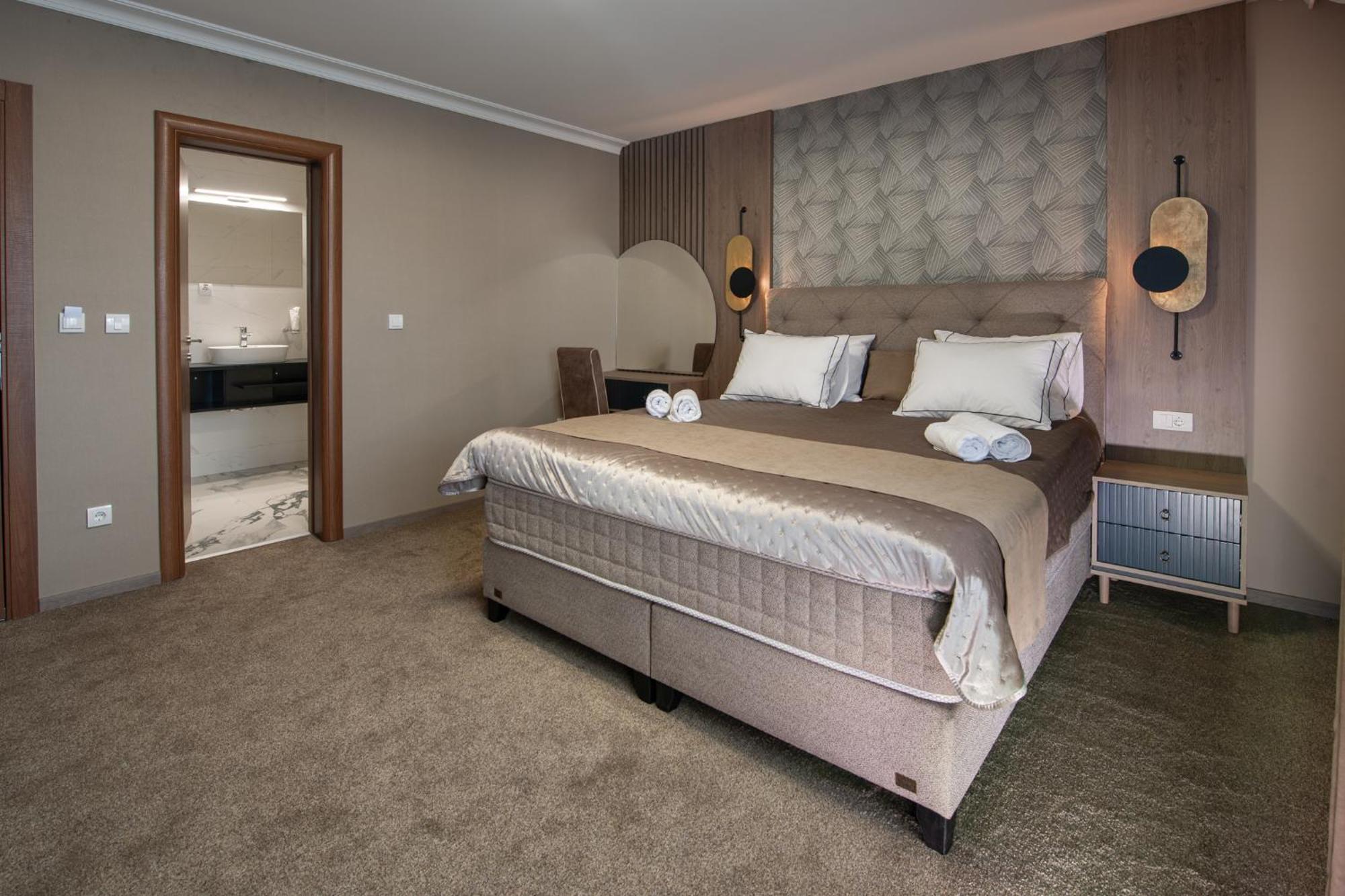 Hotel Kralj Kraljevo Pokoj fotografie